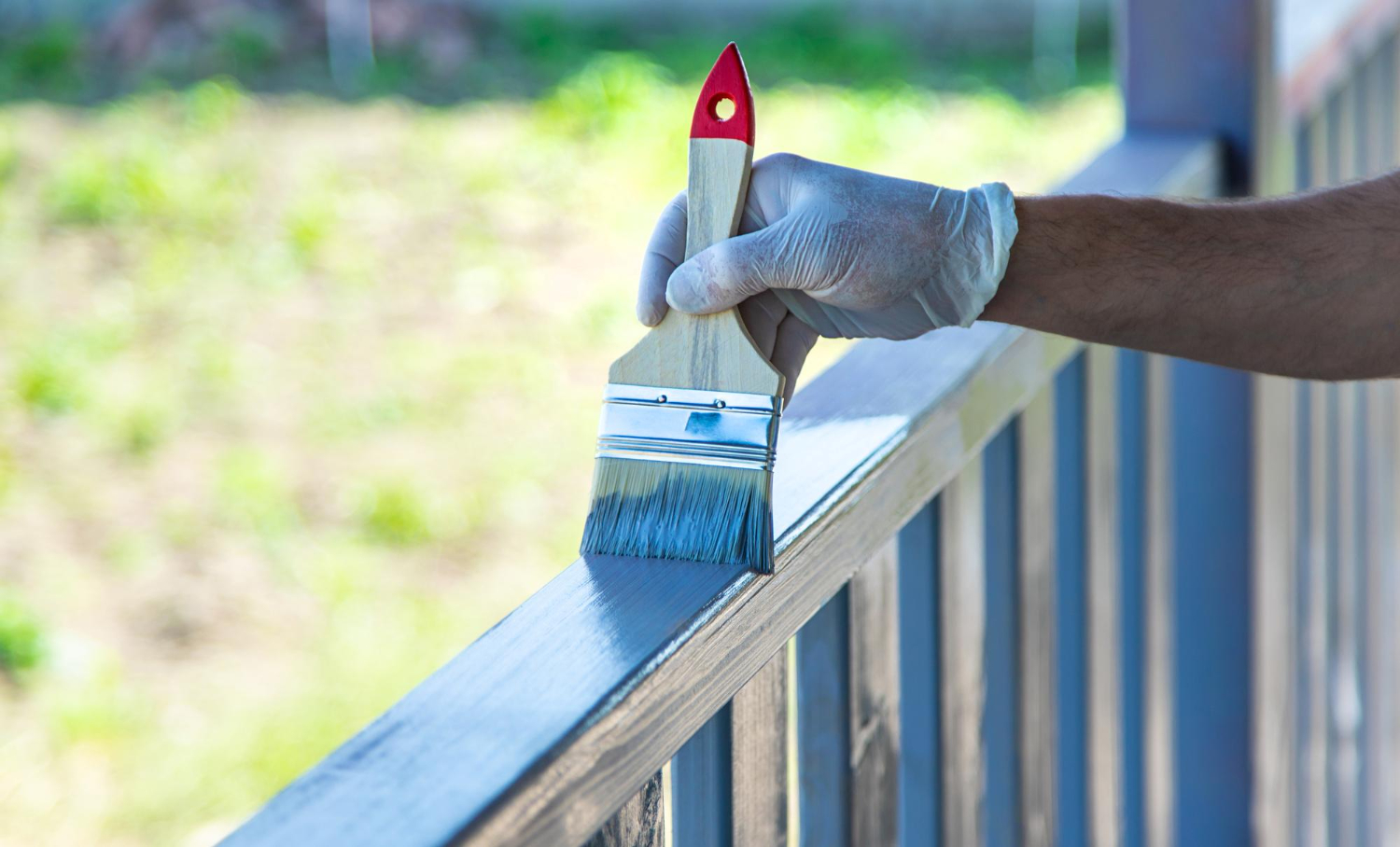 stunning finish for fence painting