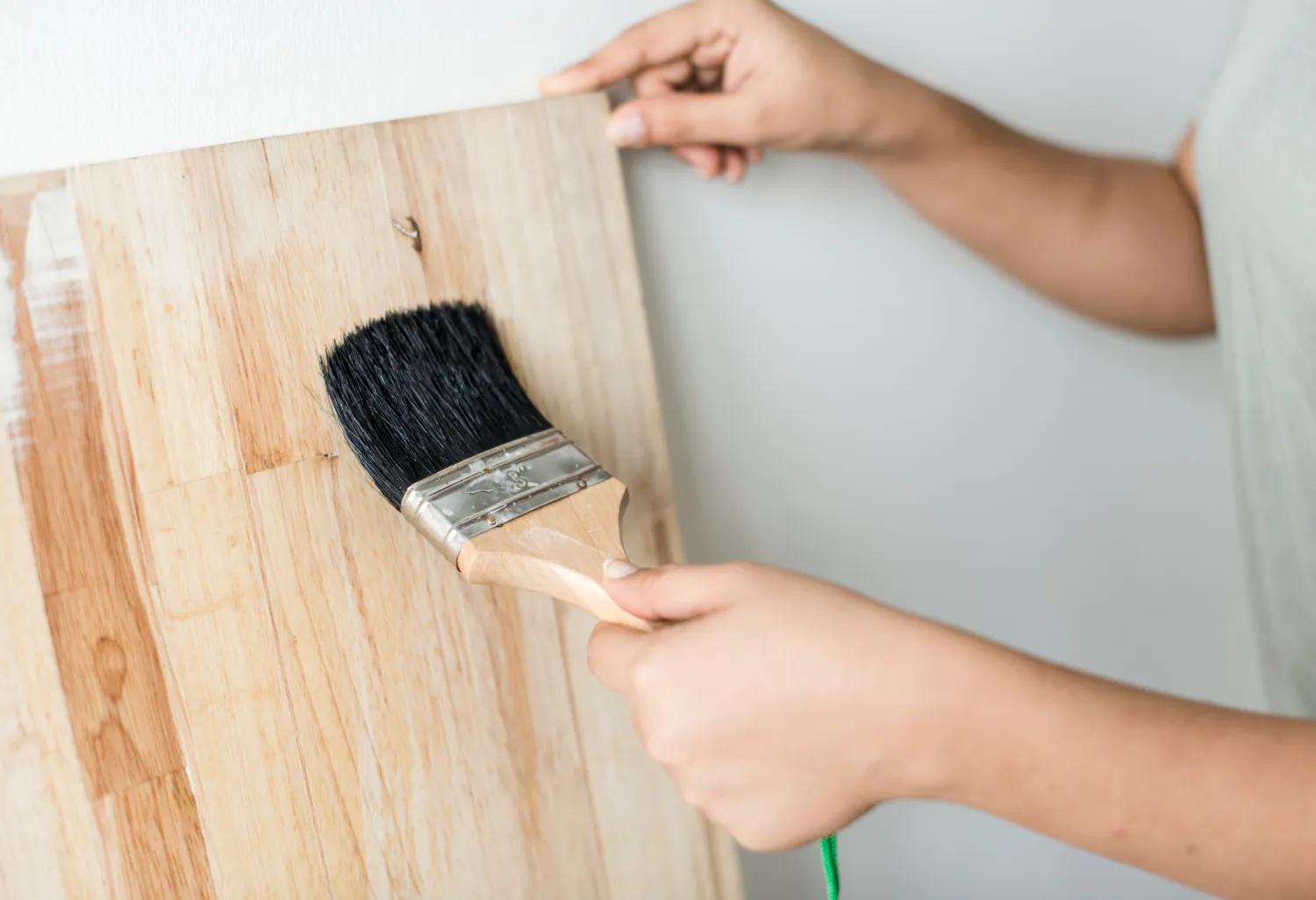 how to paint over melamine cabinets